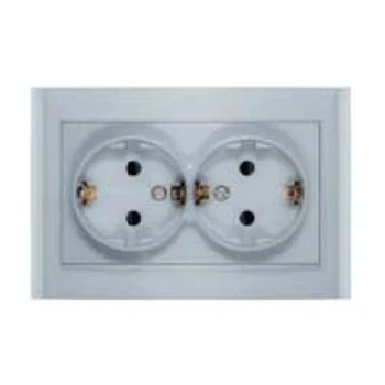 Розетка 2-м СП Бриллиант 16А IP20 с заземл. защ. шторки серебр. UNIVersal 7949797